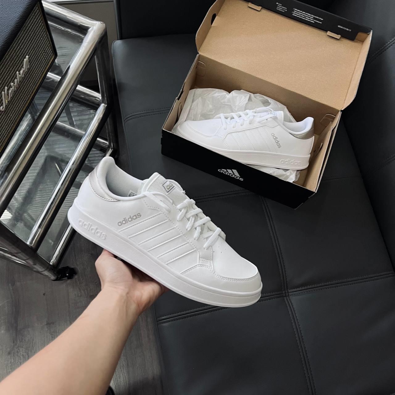 giày thể thao chính hãng, giày nike chính hãng, giày adidas chính hãng, giày newbalance chính hãng, giày converse chính hãng, giày puma chính hãng, giày vans chính hãng, giày asics chính hãng, giày everlast chính hãng, nước hoa chính hãng, ba lô, dép, dép quai ngang