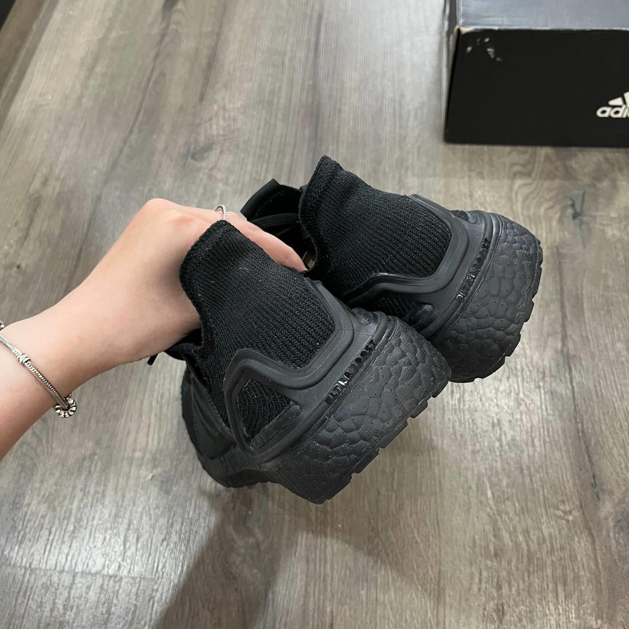 giày thể thao chính hãng, giày nike chính hãng, giày adidas chính hãng, giày newbalance chính hãng, giày converse chính hãng, giày puma chính hãng, giày vans chính hãng, giày asics chính hãng, giày everlast chính hãng, nước hoa chính hãng, ba lô, dép, dép quai ngang