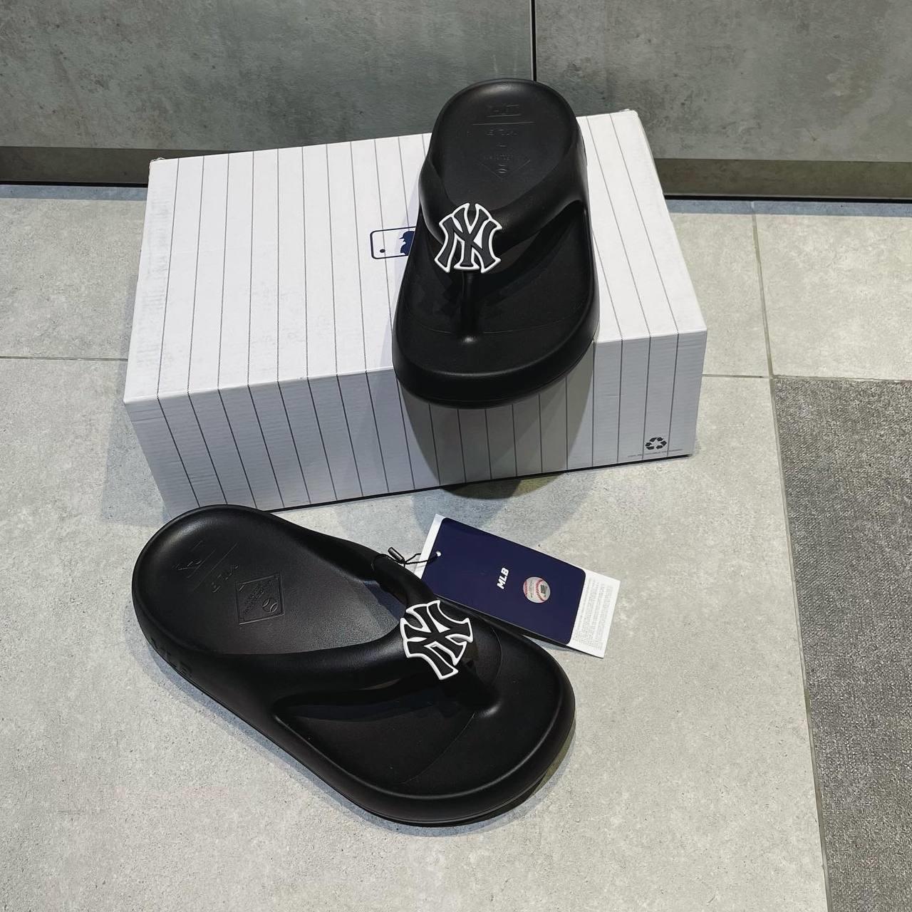 Giày thể thao, Balo thể thao, Nón thể thao, Thương hiệu giày nổi tiếng, Giày Adidas, Giày Nike, Balo Nike, Balo Adidas, Nón Nike, Nón Adidas
