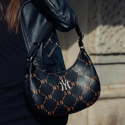 Túi MLB Diamond Monogram PU Embo Large Hobo Bag New York Yankees Black