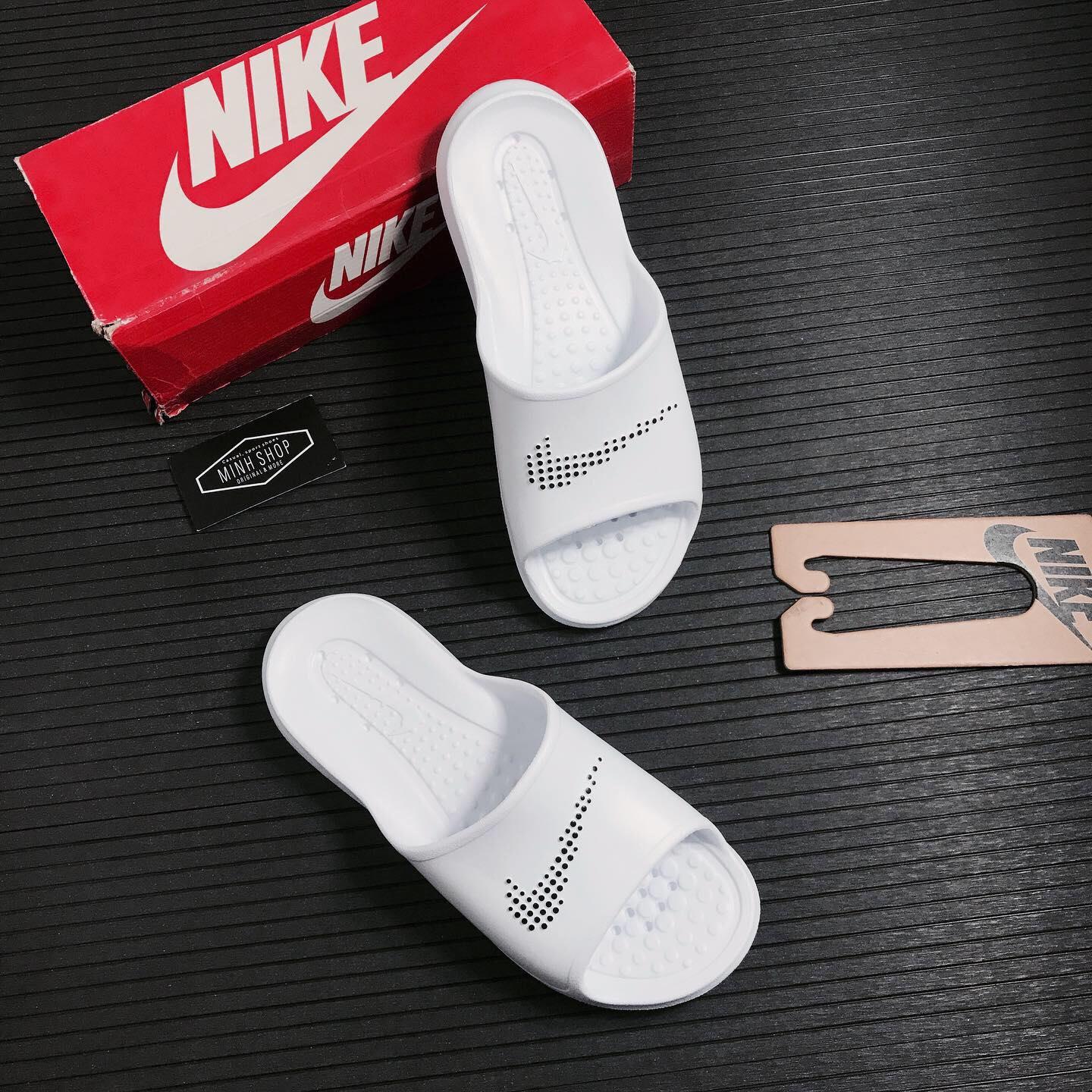giày thể thao chính hãng, giày nike chính hãng, giày adidas chính hãng, giày newbalance chính hãng, giày converse chính hãng, giày puma chính hãng, giày vans chính hãng, giày asics chính hãng, giày everlast chính hãng, nước hoa chính hãng, ba lô, dép, dép quai ngang
