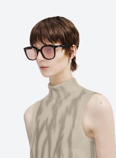 Kính Gentle Monster Black By 01 (OR)