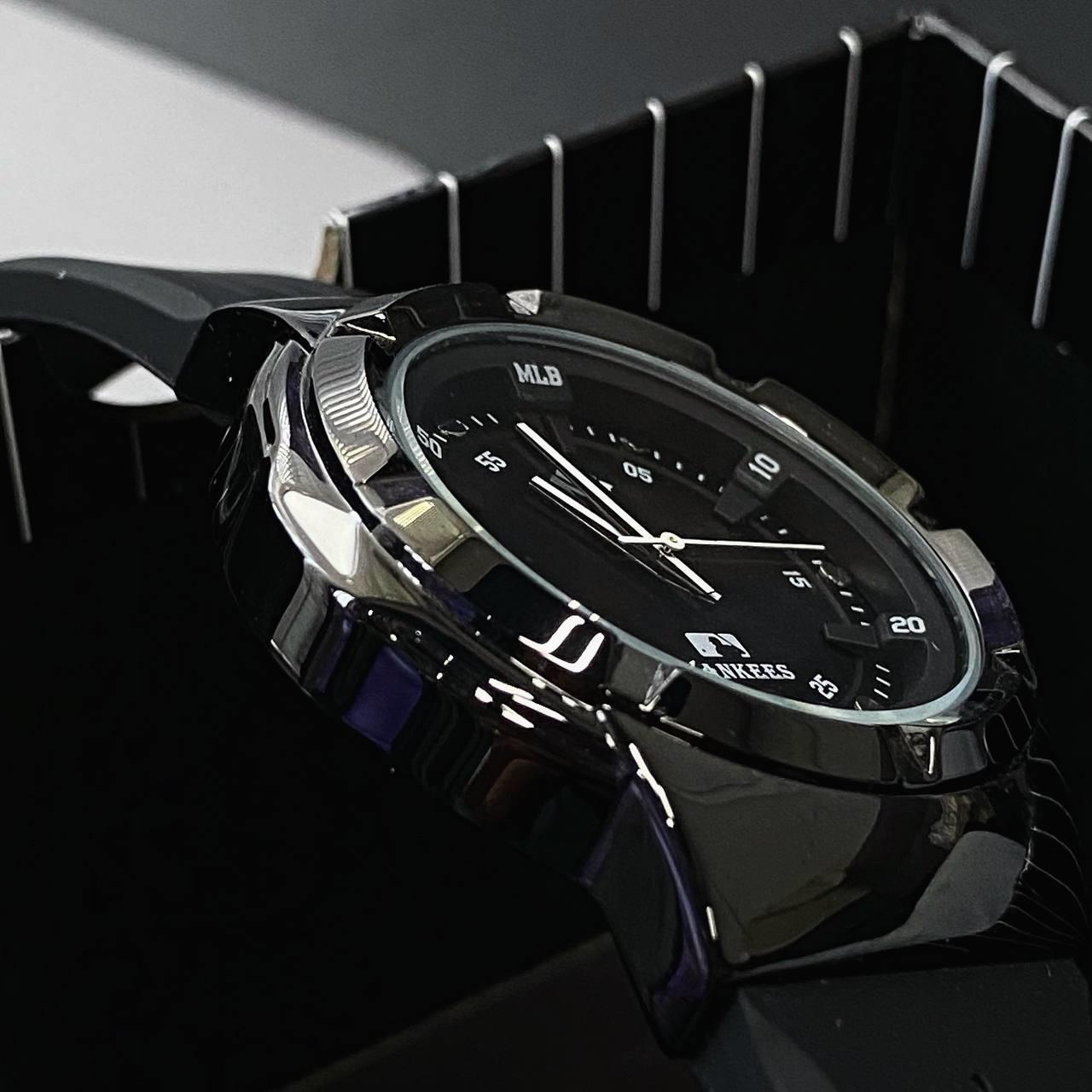 City Culture, hệ thống cửa hàng phân phối chuyên phân phối đồ thể thao, đồng hồ, nước hoa chính hãng, chính ngạch, xách tay từ US, UK, Korea, Japan.