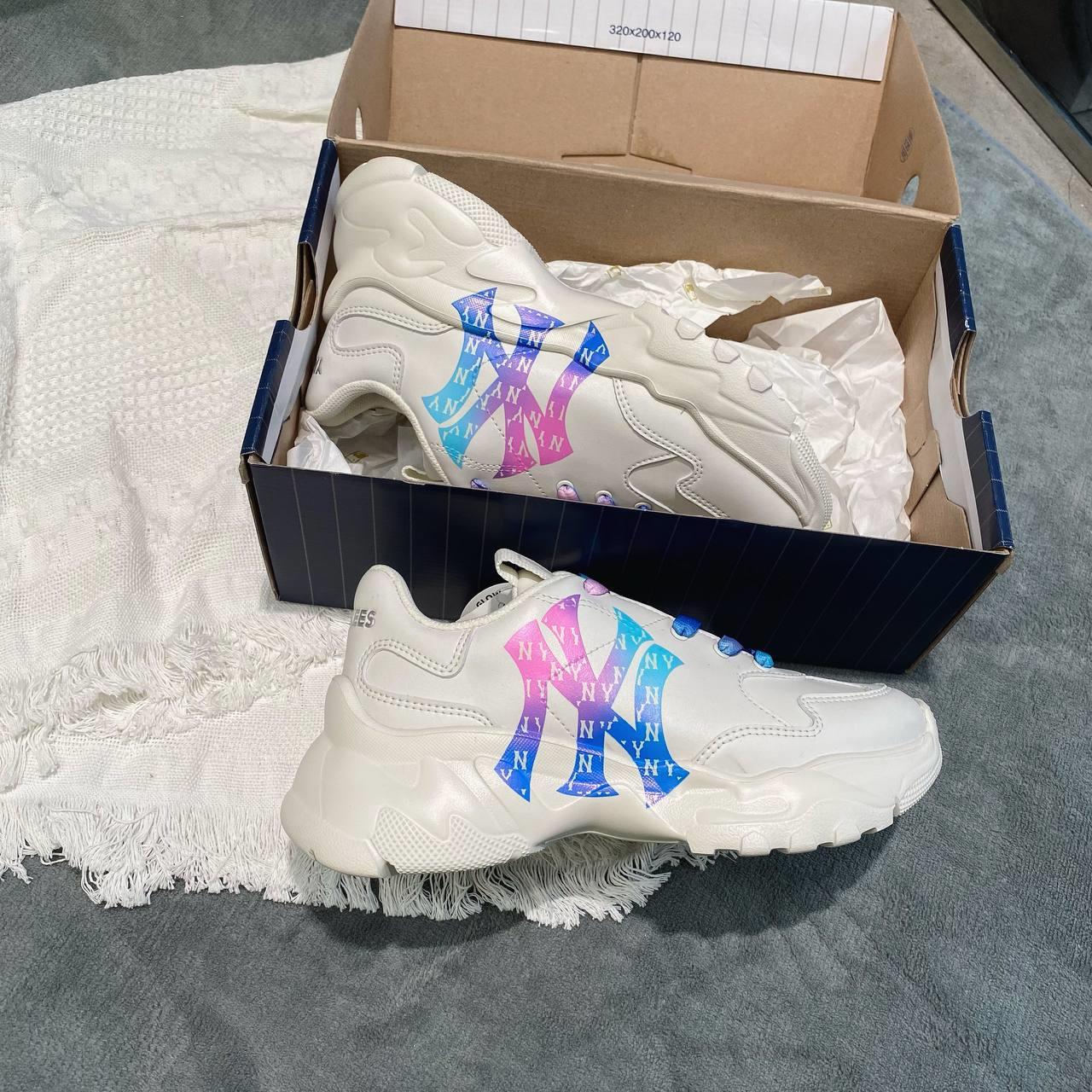 giày thể thao chính hãng, giày nike chính hãng, giày adidas chính hãng, giày newbalance chính hãng, giày converse chính hãng, giày puma chính hãng, giày vans chính hãng, giày asics chính hãng, giày everlast chính hãng, nước hoa chính hãng, ba lô, dép, dép quai ngang