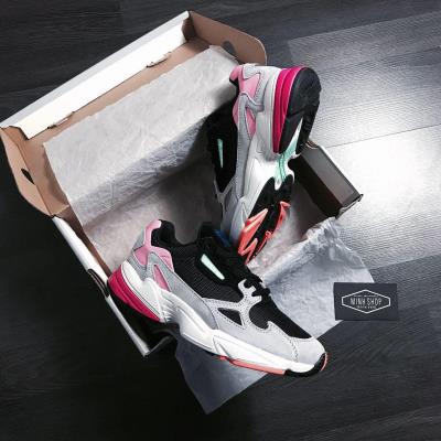 giày thể thao chính hãng, giày nike chính hãng, giày adidas chính hãng, giày newbalance chính hãng, giày converse chính hãng, giày puma chính hãng, giày vans chính hãng, giày asics chính hãng, giày everlast chính hãng, nước hoa chính hãng, ba lô, dép, dép quai ngang