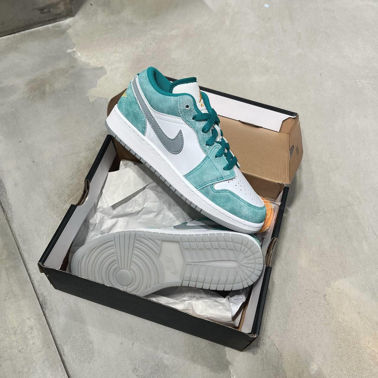 City Culture, hệ thống cửa hàng phân phối chuyên phân phối đồ thể thao, đồng hồ, nước hoa chính hãng, chính ngạch, xách tay từ US, UK, Korea, Japan.