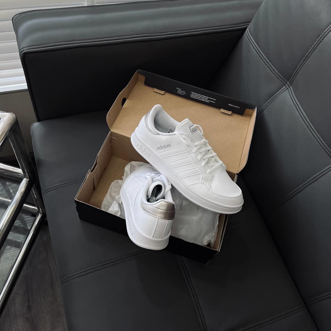 giày thể thao chính hãng, giày nike chính hãng, giày adidas chính hãng, giày newbalance chính hãng, giày converse chính hãng, giày puma chính hãng, giày vans chính hãng, giày asics chính hãng, giày everlast chính hãng, nước hoa chính hãng, ba lô, dép, dép quai ngang