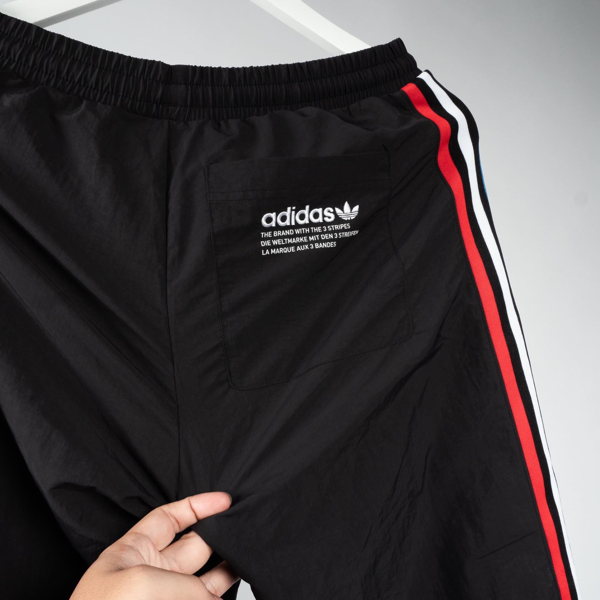 giày thể thao chính hãng, giày nike chính hãng, giày adidas chính hãng, giày newbalance chính hãng, giày converse chính hãng, giày puma chính hãng, giày vans chính hãng, giày asics chính hãng, giày everlast chính hãng, nước hoa chính hãng, ba lô, dép, dép quai ngang