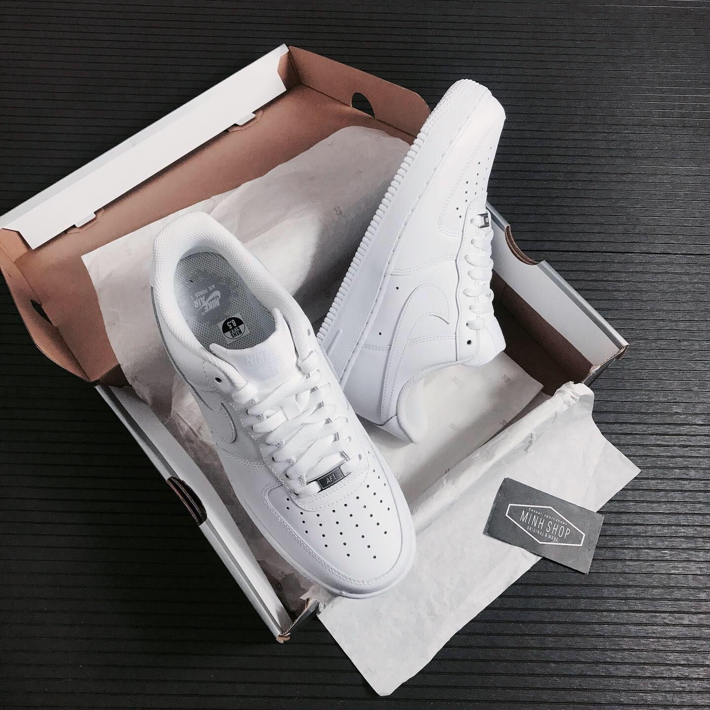 giày thể thao chính hãng, giày nike chính hãng, giày adidas chính hãng, giày newbalance chính hãng, giày converse chính hãng, giày puma chính hãng, giày vans chính hãng, giày asics chính hãng, giày everlast chính hãng, nước hoa chính hãng, ba lô, dép, dép quai ngang
