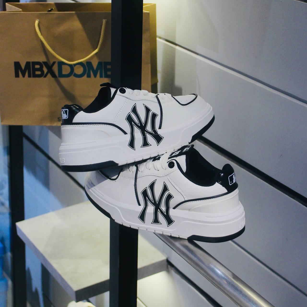 Giày thể thao, Balo thể thao, Nón thể thao, Thương hiệu giày nổi tiếng, Giày Adidas, Giày Nike, Balo Nike, Balo Adidas, Nón Nike, Nón Adidas