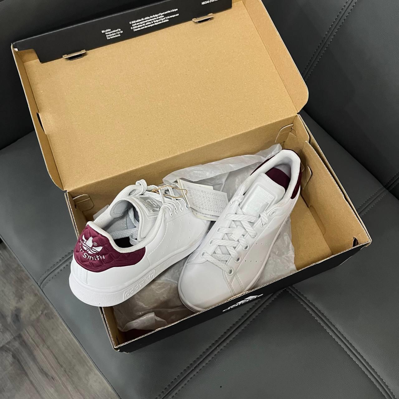 giày thể thao chính hãng, giày nike chính hãng, giày adidas chính hãng, giày newbalance chính hãng, giày converse chính hãng, giày puma chính hãng, giày vans chính hãng, giày asics chính hãng, giày everlast chính hãng, nước hoa chính hãng, ba lô, dép, dép quai ngang