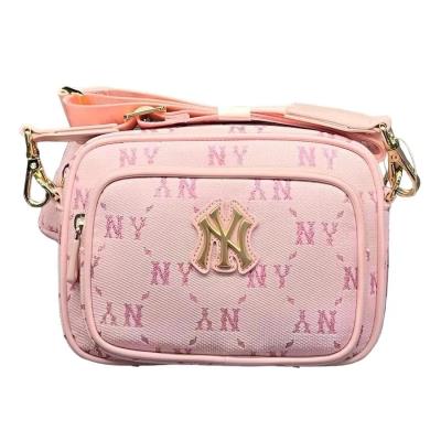 ~sale Túi MLB Monogram JQD New York Yankees ''Pink'' [7ACRMDA4 50PKL] - ZZZ - - Image 1