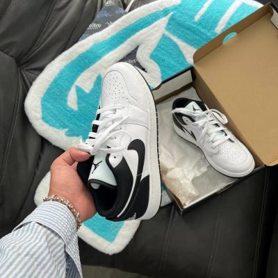 giày thể thao chính hãng, giày nike chính hãng, giày adidas chính hãng, giày newbalance chính hãng, giày converse chính hãng, giày puma chính hãng, giày vans chính hãng, giày asics chính hãng, giày everlast chính hãng, nước hoa chính hãng, ba lô, dép, dép quai ngang