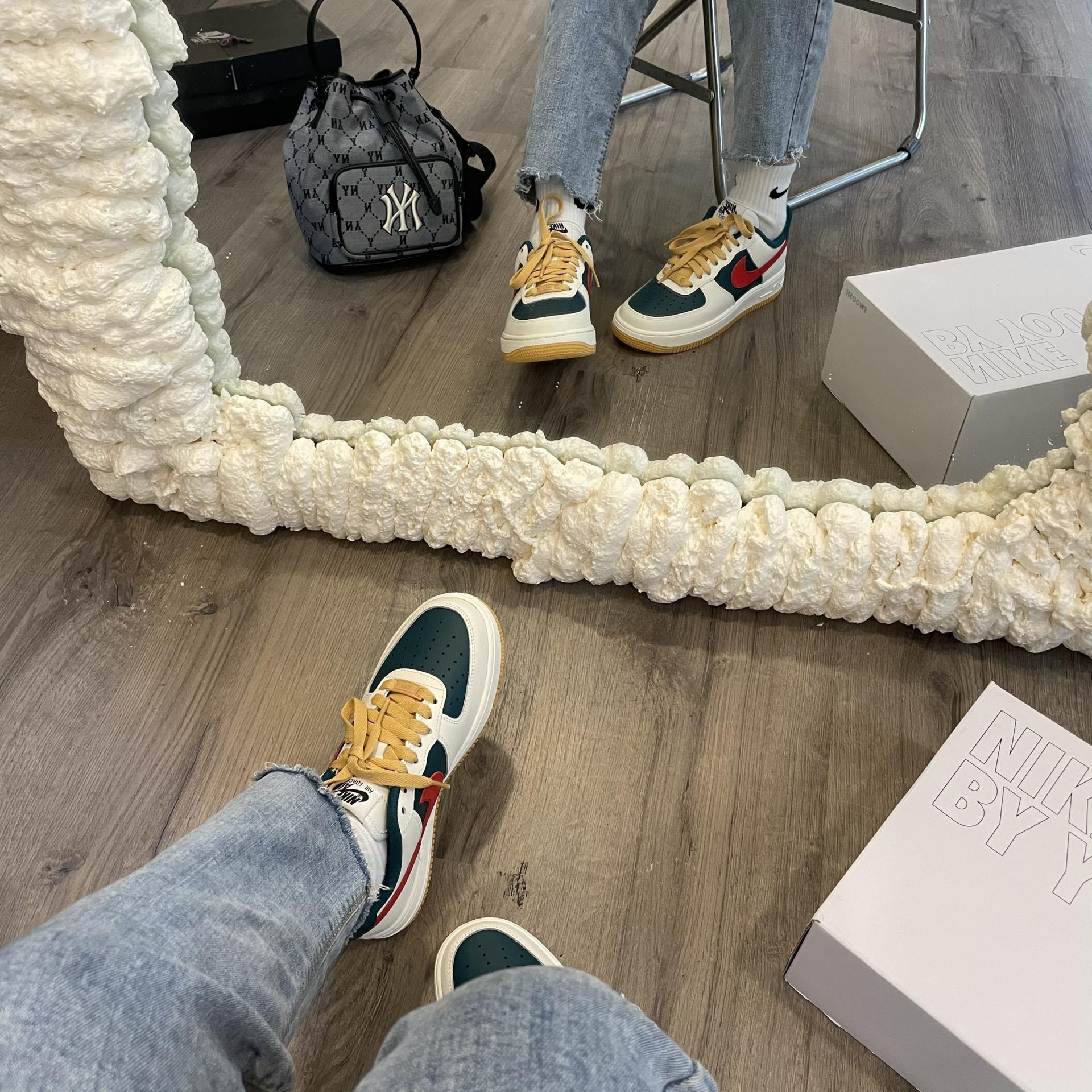 giày thể thao chính hãng, giày nike chính hãng, giày adidas chính hãng, giày newbalance chính hãng, giày converse chính hãng, giày puma chính hãng, giày vans chính hãng, giày asics chính hãng, giày everlast chính hãng, nước hoa chính hãng, ba lô, dép, dép quai ngang