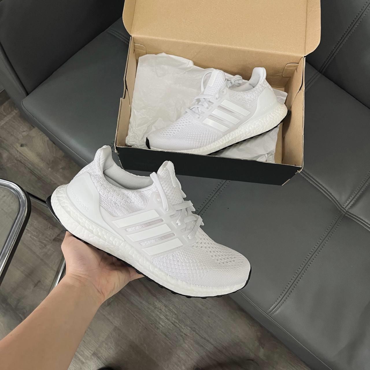 giày thể thao chính hãng, giày nike chính hãng, giày adidas chính hãng, giày newbalance chính hãng, giày converse chính hãng, giày puma chính hãng, giày vans chính hãng, giày asics chính hãng, giày everlast chính hãng, nước hoa chính hãng, ba lô, dép, dép quai ngang