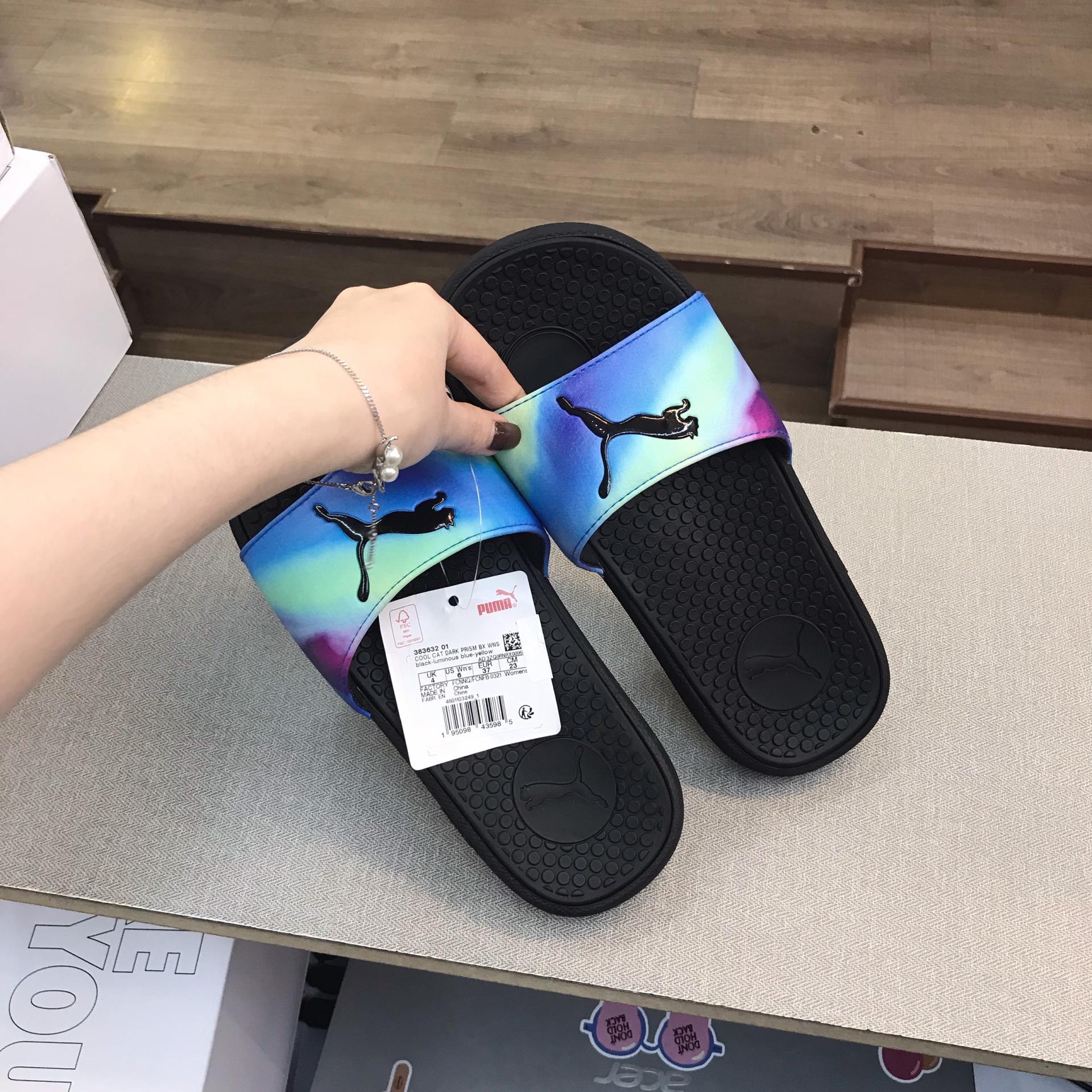 giày thể thao chính hãng, giày nike chính hãng, giày adidas chính hãng, giày newbalance chính hãng, giày converse chính hãng, giày puma chính hãng, giày vans chính hãng, giày asics chính hãng, giày everlast chính hãng, nước hoa chính hãng, ba lô, dép, dép quai ngang