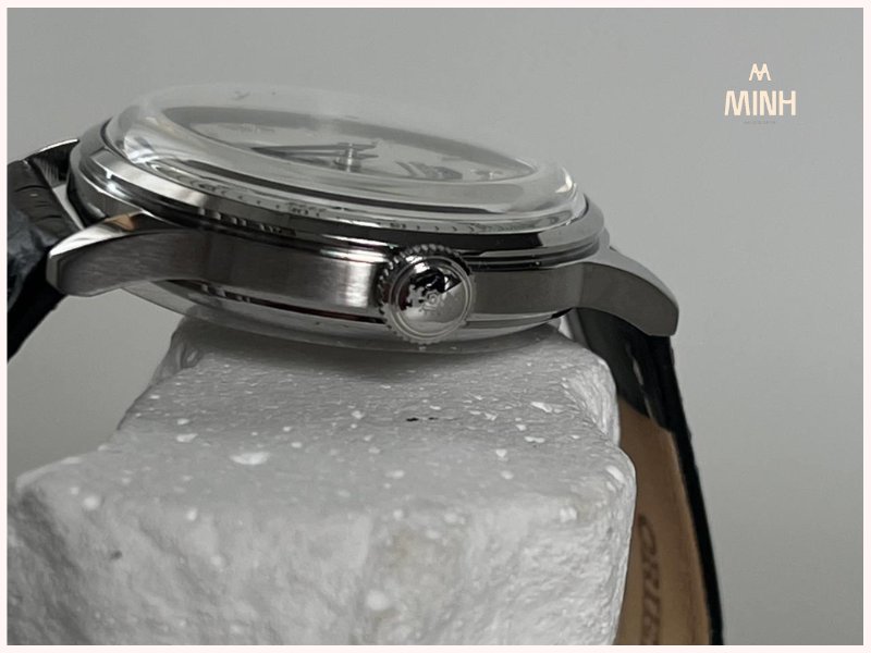 Núm vặn đồng hồ Orient chính hãng được gia công tỉ mỉ sắc nét