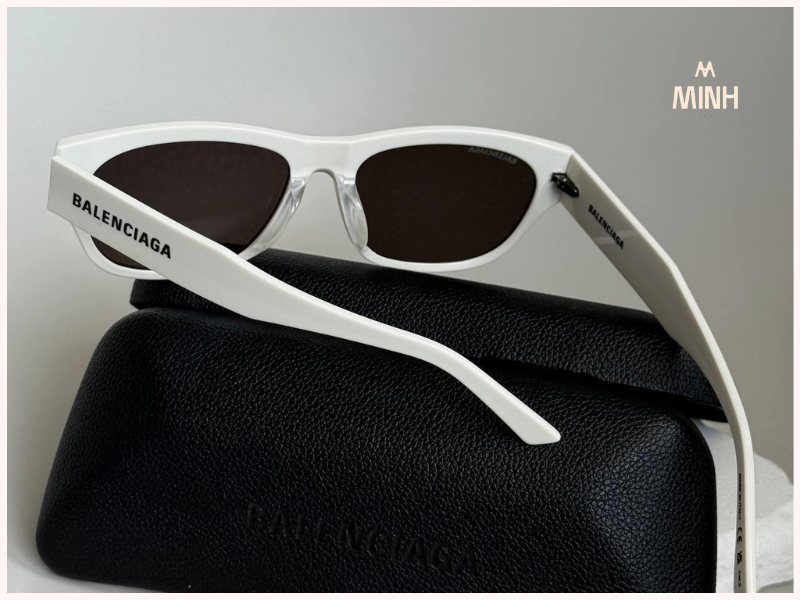 Mắt kính Balenciaga - Thời thượng và khác biệt