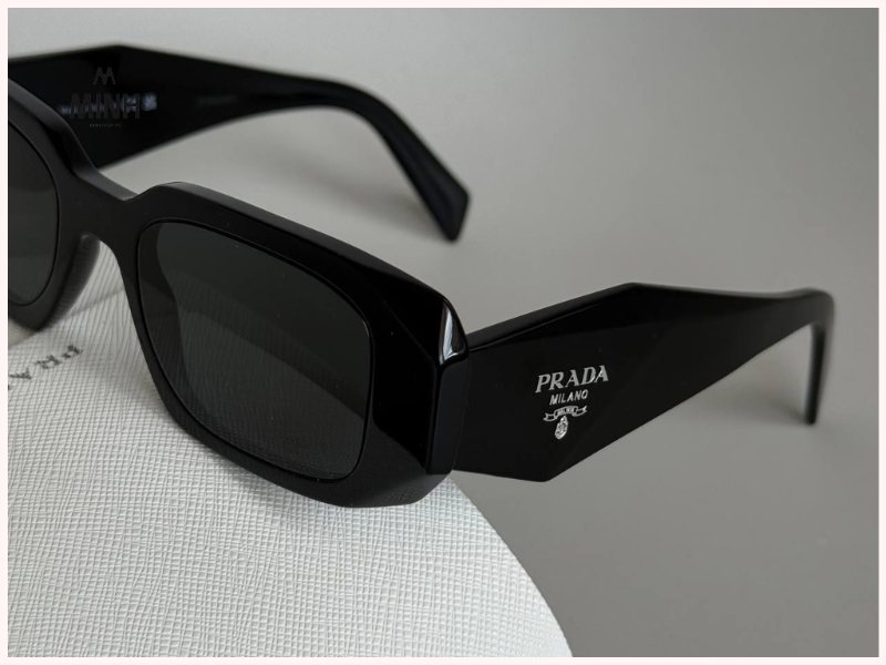 Kính Prada Sunglasses ''Black''
