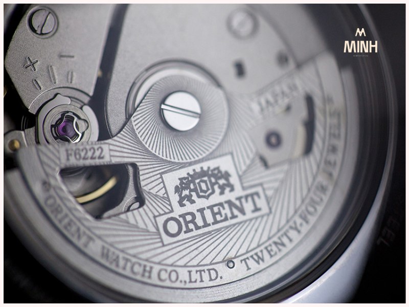 Bộ máy tự sản xuất của Orient có độ chính xác cao