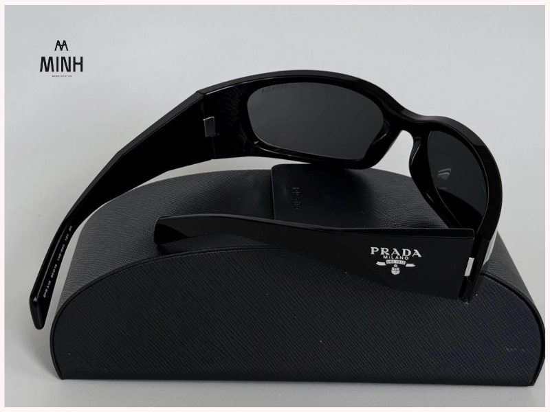 Mắt kính Prada - Đậm chất thời thượng