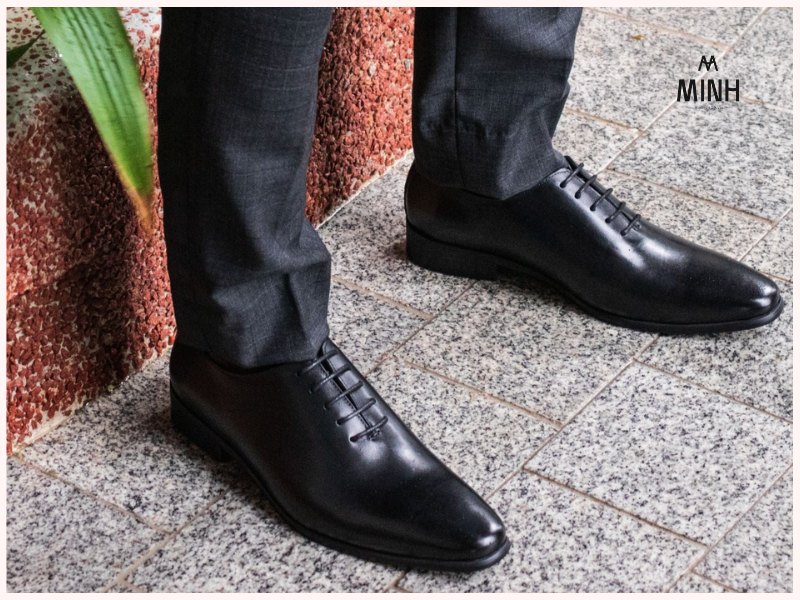 Chọn size giày vừa vặn giúp giày giữ form tốt hơn 