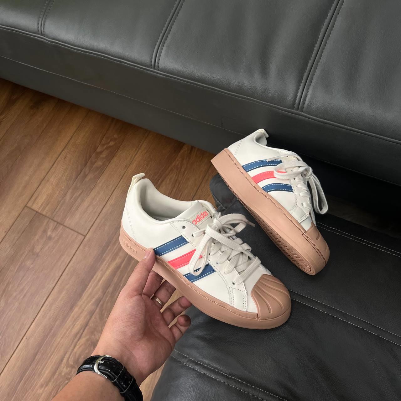 giày thể thao chính hãng, giày nike chính hãng, giày adidas chính hãng, giày newbalance chính hãng, giày converse chính hãng, giày puma chính hãng, giày vans chính hãng, giày asics chính hãng, giày everlast chính hãng, nước hoa chính hãng, ba lô, dép, dép quai ngang