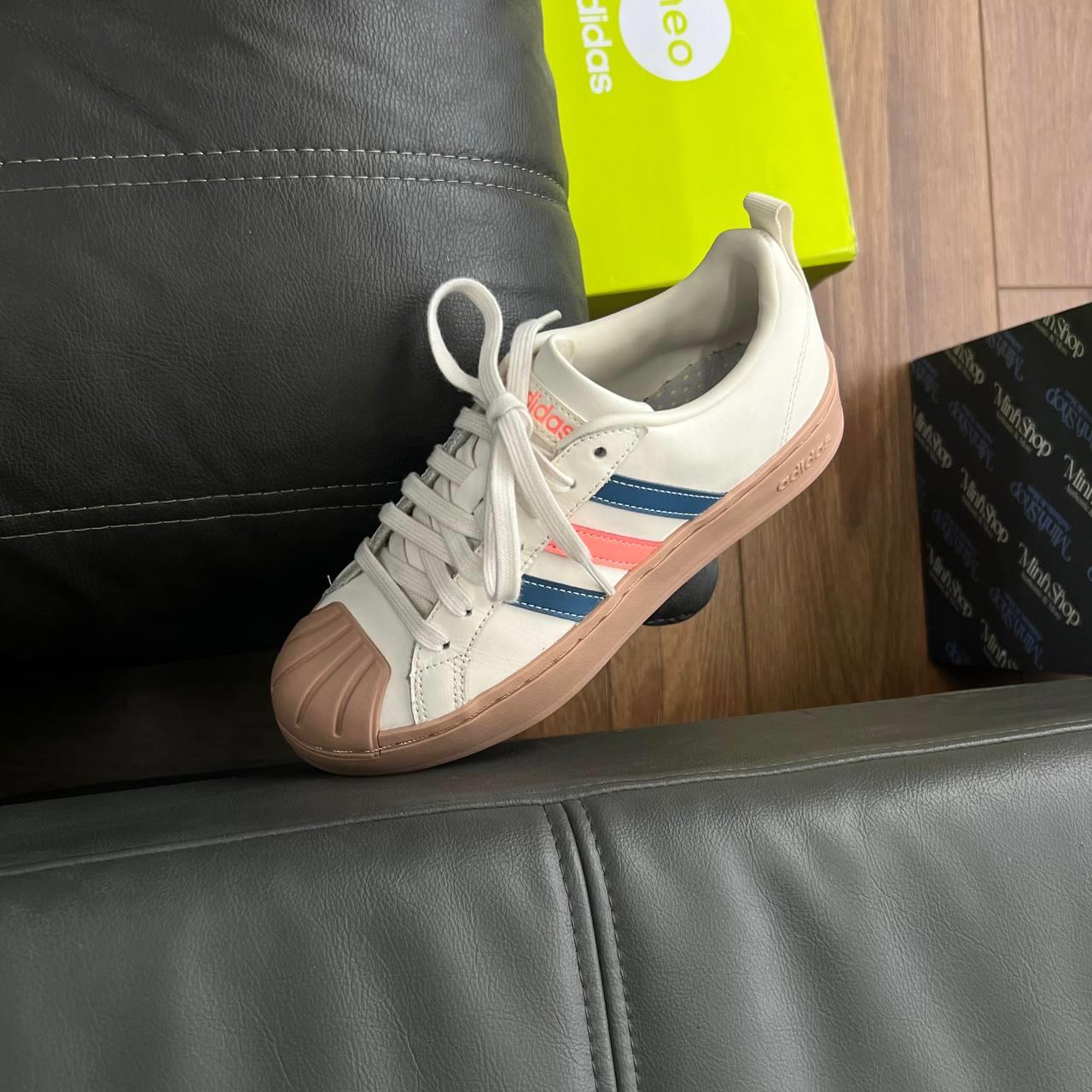 giày thể thao chính hãng, giày nike chính hãng, giày adidas chính hãng, giày newbalance chính hãng, giày converse chính hãng, giày puma chính hãng, giày vans chính hãng, giày asics chính hãng, giày everlast chính hãng, nước hoa chính hãng, ba lô, dép, dép quai ngang