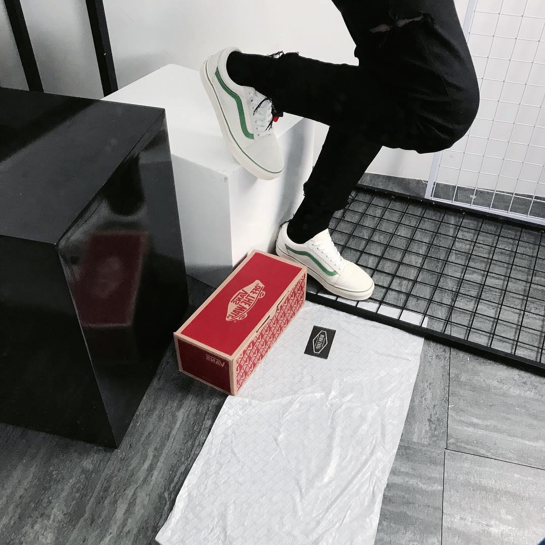 giày thể thao chính hãng, giày nike chính hãng, giày adidas chính hãng, giày newbalance chính hãng, giày converse chính hãng, giày puma chính hãng, giày vans chính hãng, giày asics chính hãng, giày everlast chính hãng, nước hoa chính hãng, ba lô, dép, dép quai ngang