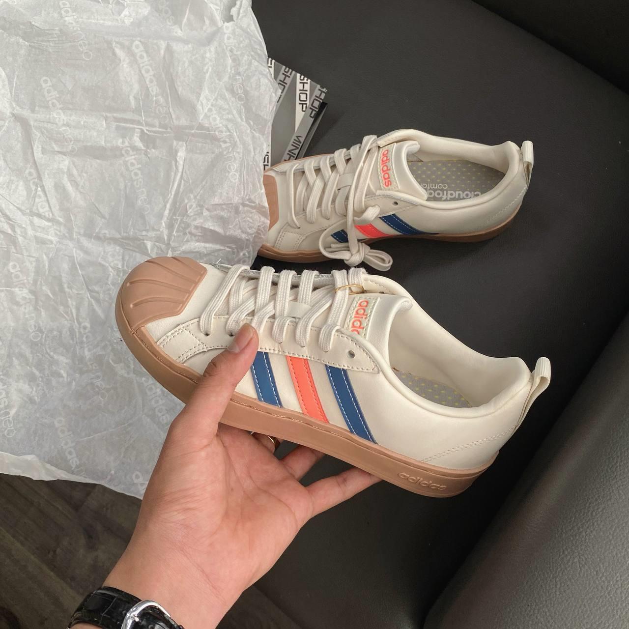 giày thể thao chính hãng, giày nike chính hãng, giày adidas chính hãng, giày newbalance chính hãng, giày converse chính hãng, giày puma chính hãng, giày vans chính hãng, giày asics chính hãng, giày everlast chính hãng, nước hoa chính hãng, ba lô, dép, dép quai ngang