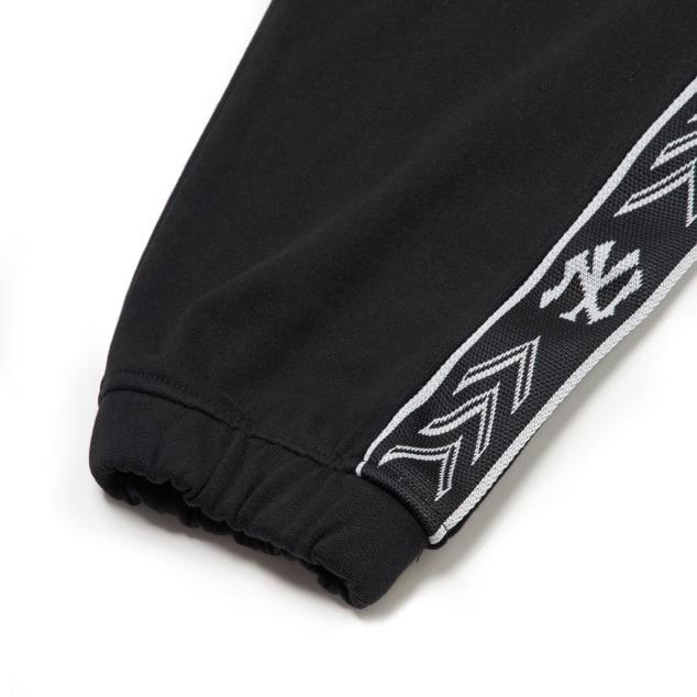 giày thể thao chính hãng, giày nike chính hãng, giày adidas chính hãng, giày newbalance chính hãng, giày converse chính hãng, giày puma chính hãng, giày vans chính hãng, giày asics chính hãng, giày everlast chính hãng, nước hoa chính hãng, ba lô, dép, dép quai ngang