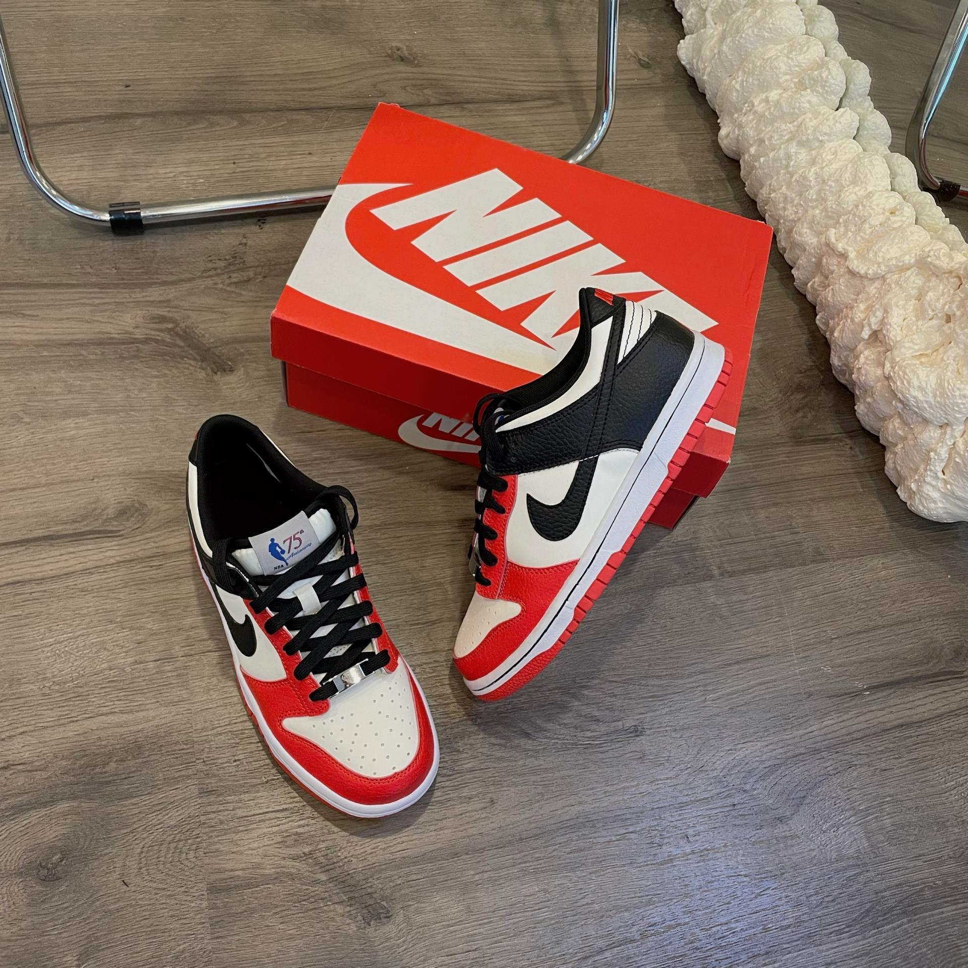 City Culture, hệ thống cửa hàng phân phối chuyên phân phối đồ thể thao, đồng hồ, nước hoa chính hãng, chính ngạch, xách tay từ US, UK, Korea, Japan.