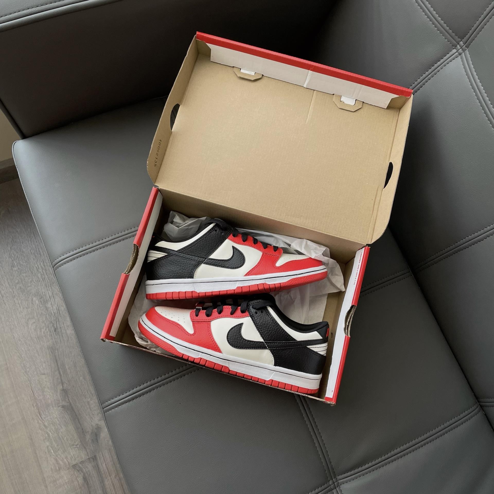 City Culture, hệ thống cửa hàng phân phối chuyên phân phối đồ thể thao, đồng hồ, nước hoa chính hãng, chính ngạch, xách tay từ US, UK, Korea, Japan.